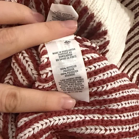 aerie beyond chenille v-neck sweater - Picture 5 of 5